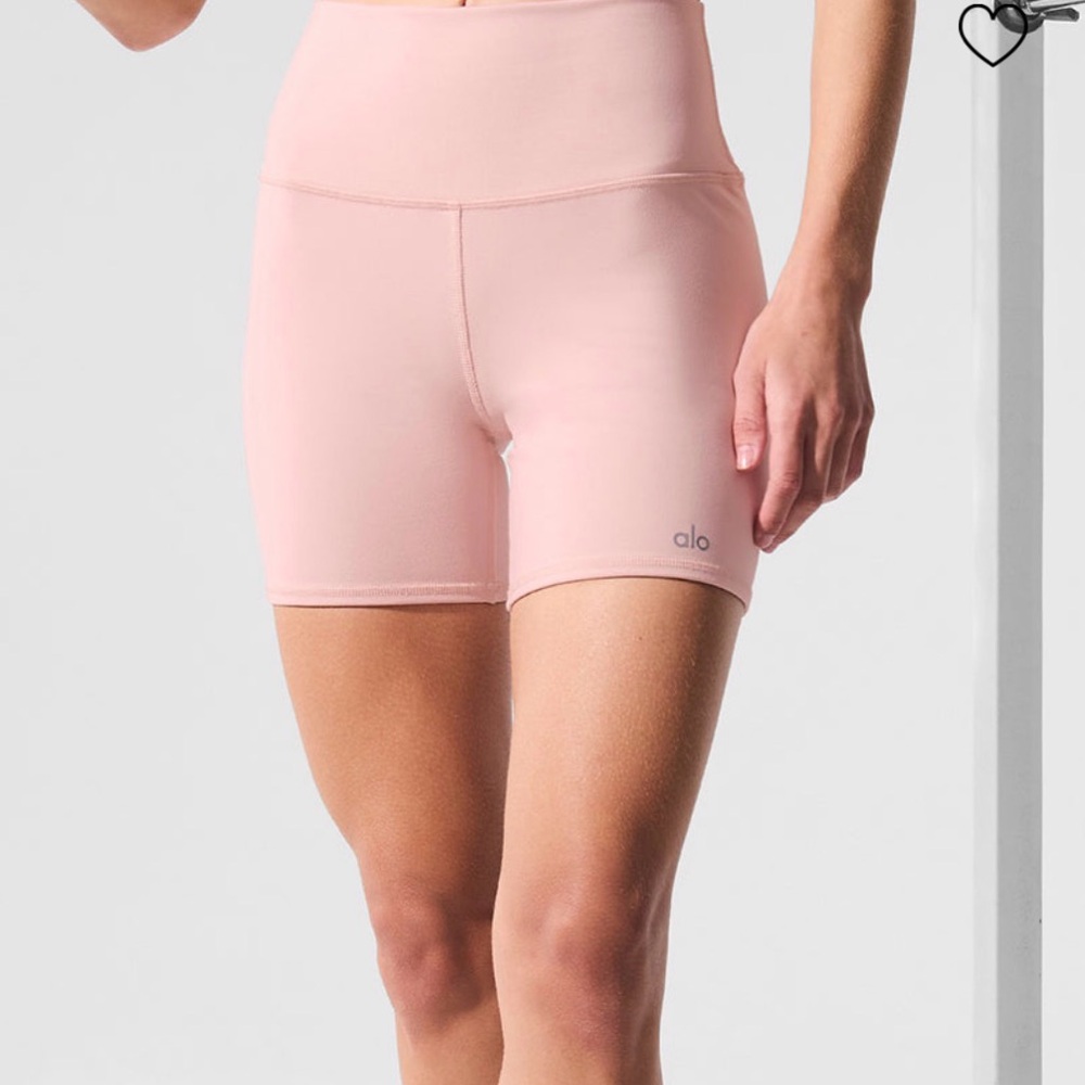 NWT - Alo 5” Airbrush High-Waist Biker Shorts - Pink Quartz